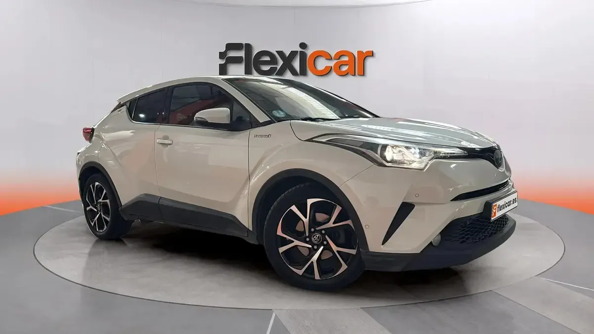 Usado Toyota C-HR Active 122 HP (89 kW) 2019 SUV
