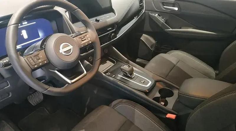 Usado Nissan Qashqai N-Connecta 158 CV (116 kW) 2023 Lunar white (perlada) SUV