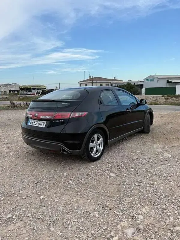 Usado Honda Civic Type S 99 CV (72 kW) 2009 Negro Utilitario