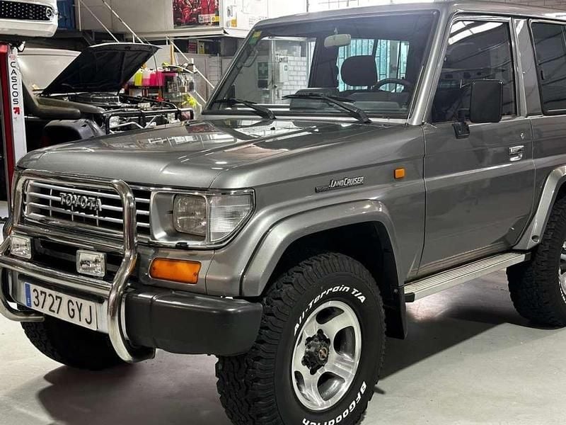 Gris Usado 1996 Toyota Land Cruiser SUV | 25.000 € - Imagen 1/4