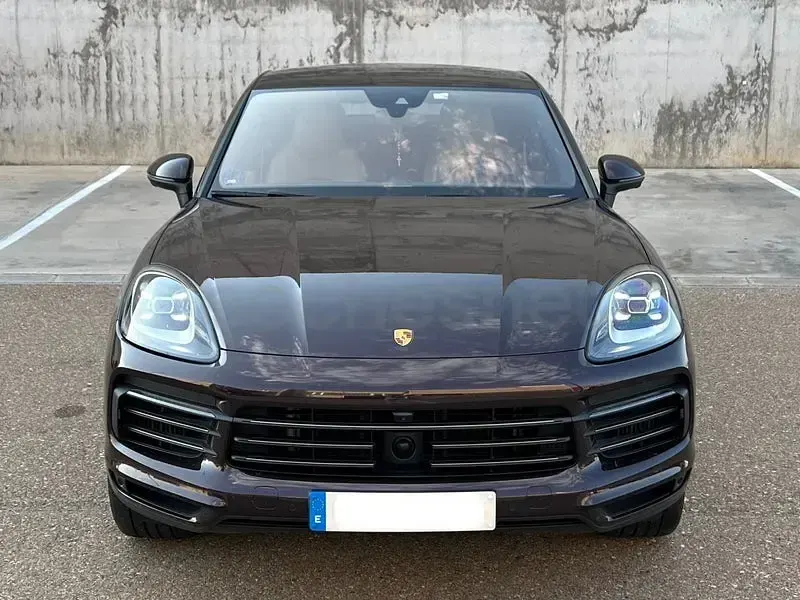 Usado Porsche Cayenne Platinum Edition 462 CV (339 kW) 2023 Marrón SUV