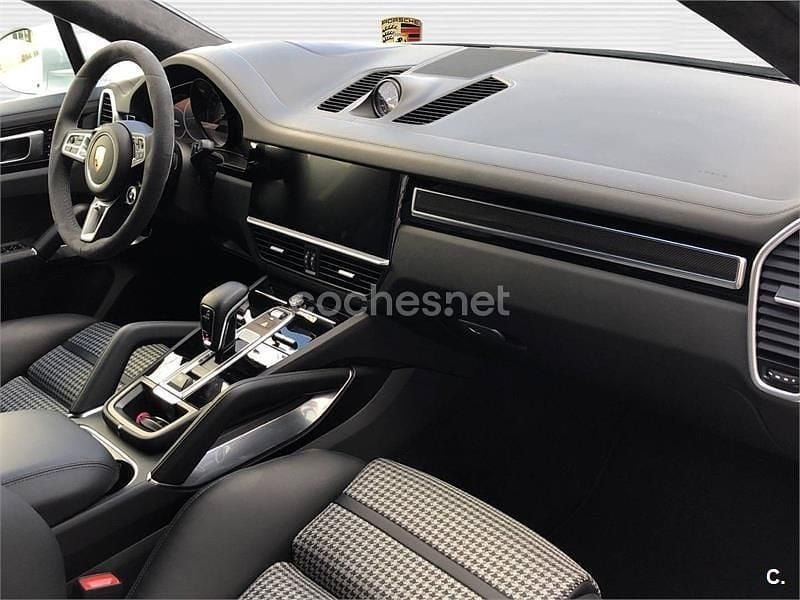 Usado Porsche Cayenne Turbo 550 CV (404 kW) 2019 Blanco SUV