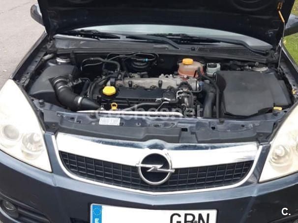 Usado Opel Vectra Elegance 120 CV (88 kW) 2008 Gris / plata Berlina