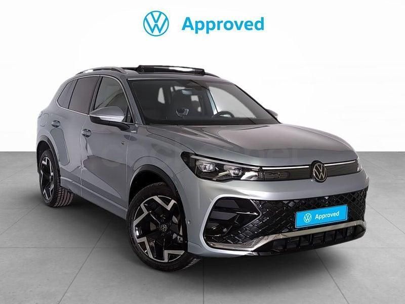 Gris / plata Usado 2025 VW Tiguan R-line SUV | 49.590 € (Caro) - Imagen 1/4