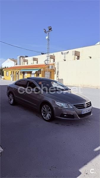 Usado VW Passat Highline 140 CV (102 kW) 2011 Beige Berlina