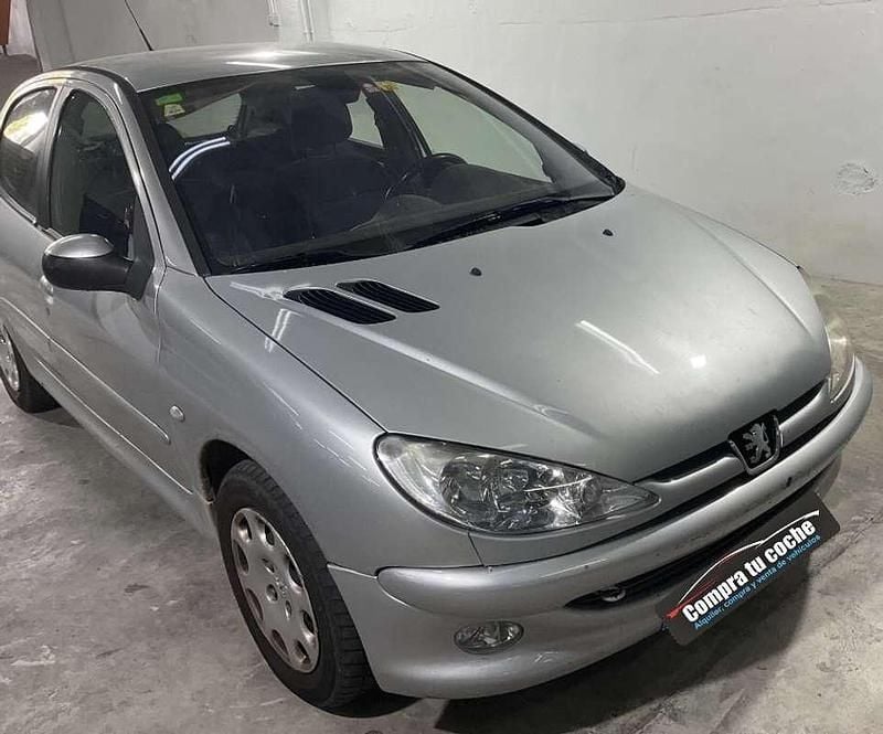Gris Usado 2005 Peugeot 206 Utilitario | 3550 € - Imagen 1/4