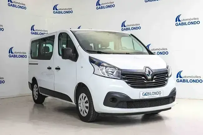 Usado Renault Trafic Zen 125 CV (91 kW) 2018 Blanco Monovolumen