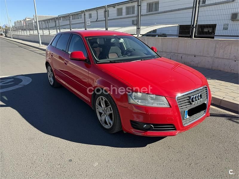 Usado Audi A3 Ambiente 105 CV (77 kW) 2008 Rojo Berlina