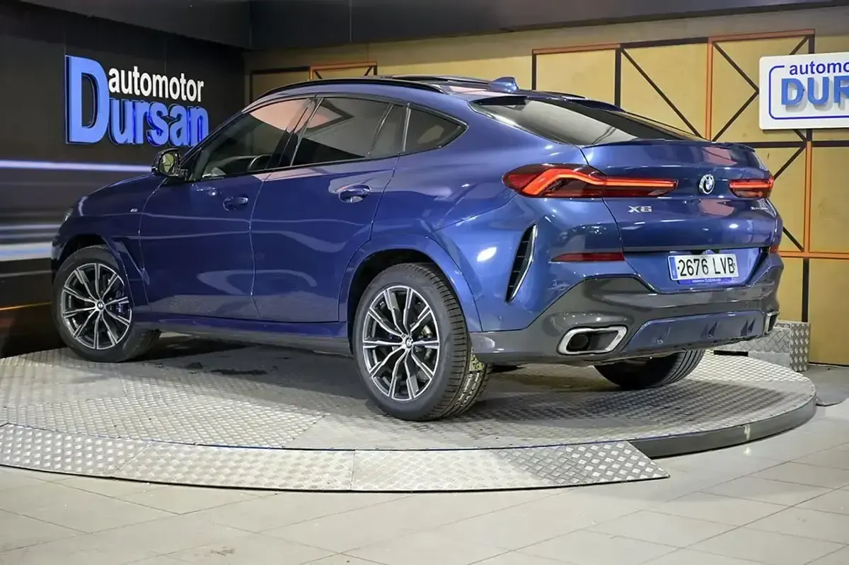 Käytetty BMW X6 Comfort Edition 286 HP (210 kW) 2021 Sininen Katumaasturi