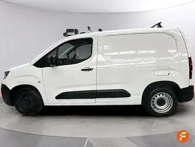 Usado Peugeot Partner S 102 CV (75 kW) 2020 Blanco Monovolumen