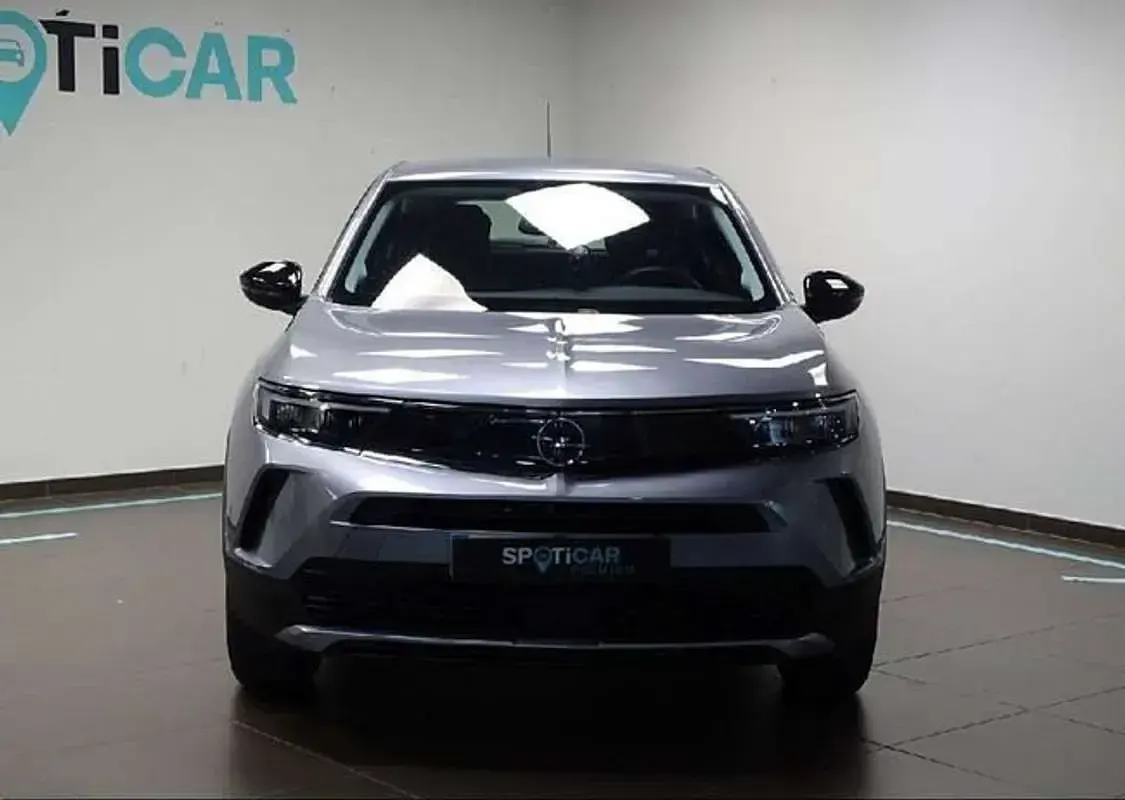 Usado Opel Mokka-e Edition 100 kW (137 CV) 2023 Gris SUV