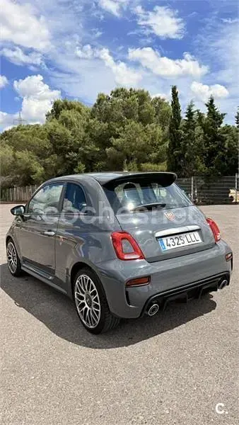 Usado Abarth 595 145 CV (106 kW) 2020 Gris / plata Berlina