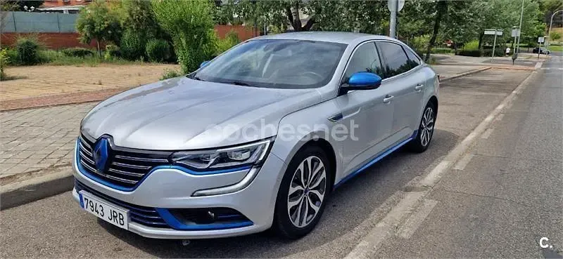 Usado Renault Talisman Zen 130 CV (95 kW) 2016 Gris / plata Berlina
