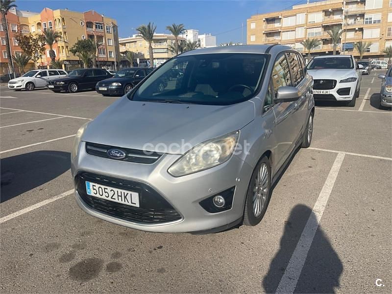Usado Ford Grand C-Max Titanium 140 CV (102 kW) 2012 Gris / plata Monovolumen