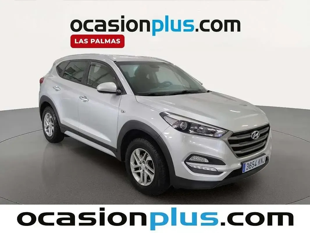 Usado Hyundai Tucson 131 CV (96 kW) 2018 Gris SUV