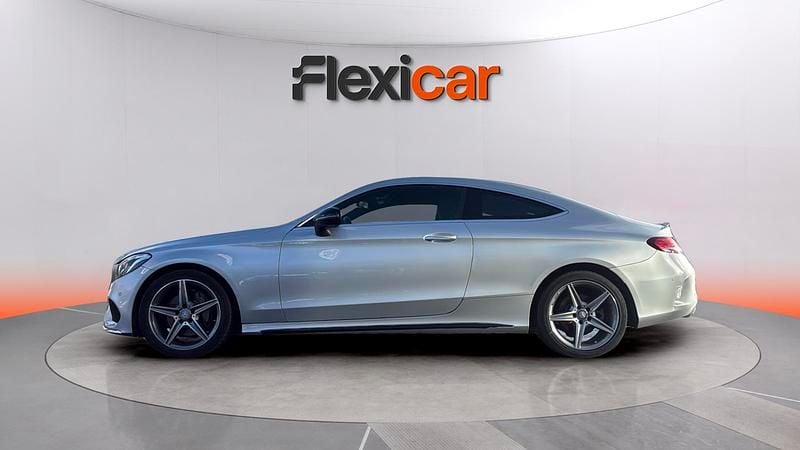 Usado Mercedes C220 AMG line 170 CV (125 kW) 2016 Gris Coupe