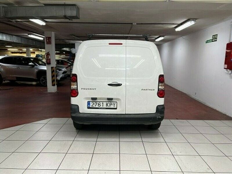 Usado Peugeot Partner 100 CV (73 kW) 2018 Blanco Monovolumen