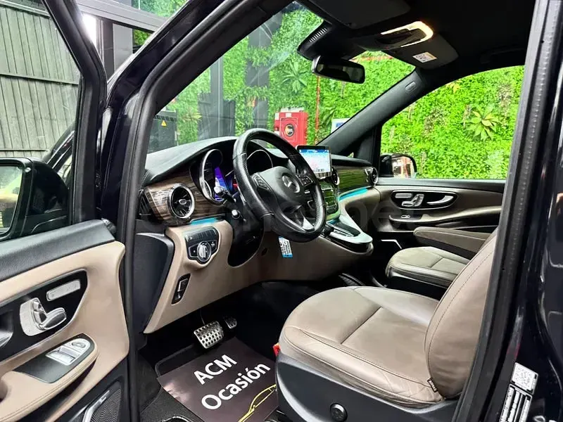Usado Mercedes V300 Avantgarde 239 CV (175 kW) 2021 Negro Monovolumen