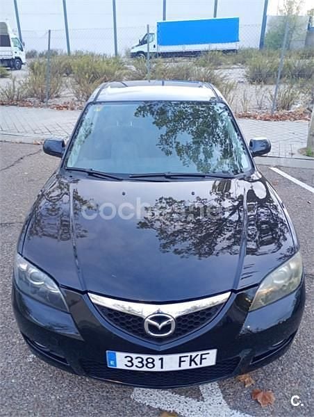 Negro Usado 2007 Mazda 3 Active Berlina | 3950 € (Precio justo) - Imagen 1/4