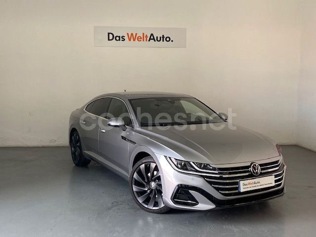 Gris / plata Usado 2023 VW Arteon R-line Berlina | 36.900 € (Super precio) - Imagen 1/4