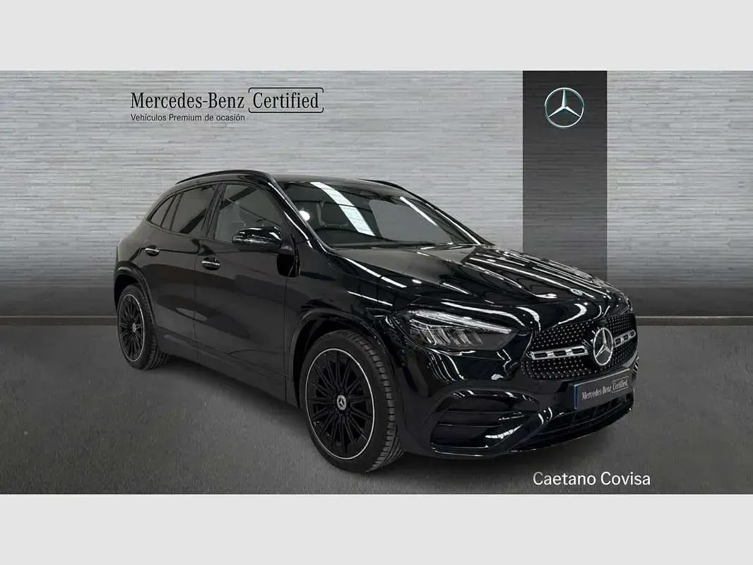 Usado Mercedes GLA200 150 CV (110 kW) 2025 Negro SUV