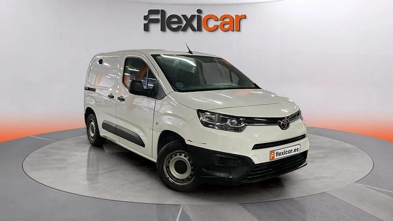 Usado Toyota Proace City City 102 CV (75 kW) 2020 Blanco Monovolumen