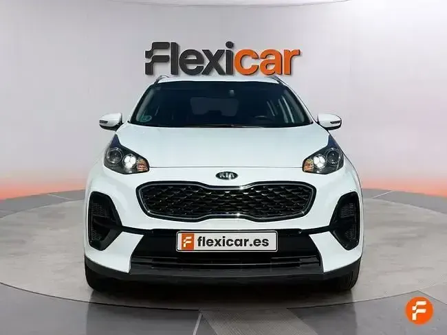 Usado Kia Sportage Plus 132 CV (97 kW) 2019 Blanco SUV