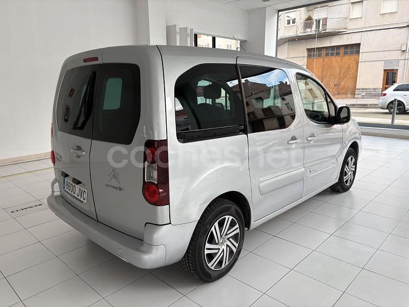 Usado Citroën Berlingo Feel 110 CV (80 kW) 2016 Gris / plata Monovolumen