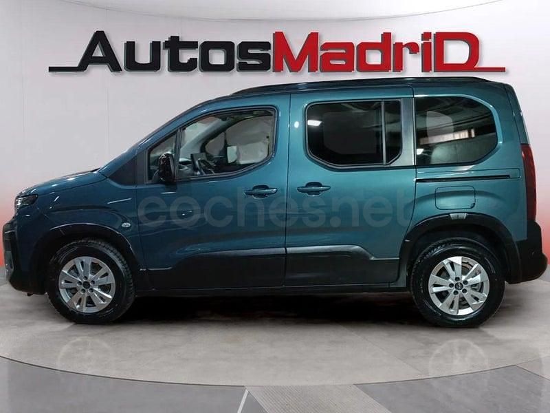 Usado Peugeot Rifter Allure 100 CV (73 kW) 2024 Azul Monovolumen