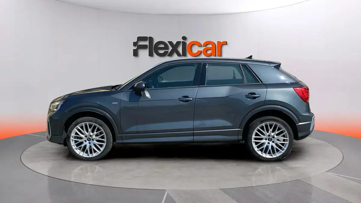 Usado Audi Q2 Premium 150 CV (110 kW) 2024 Gris SUV