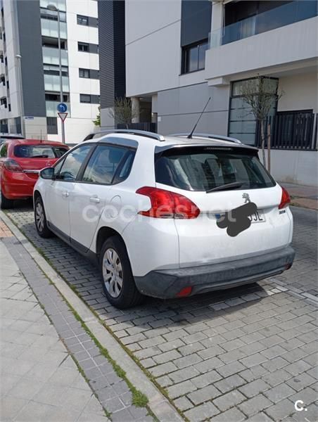 Blanco Usado 2015 Peugeot 2008 Access SUV | 4900 € (Buen precio) - Imagen 1/4