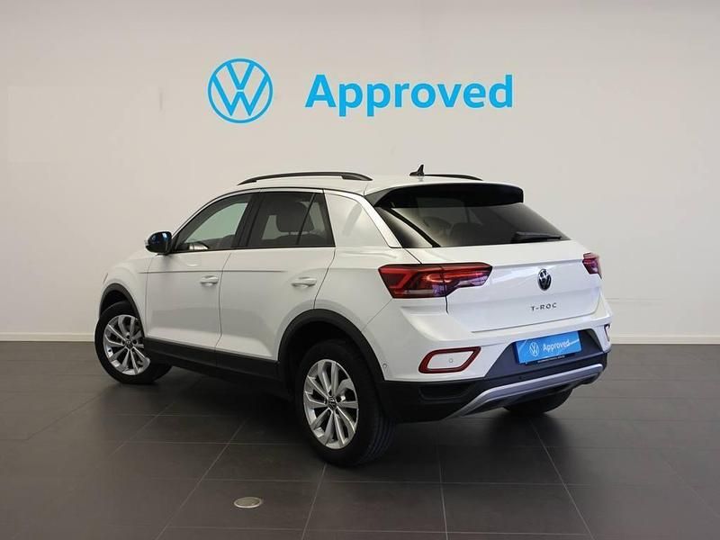 Usado VW T-Roc Life 110 CV (80 kW) 2023 Blanco SUV