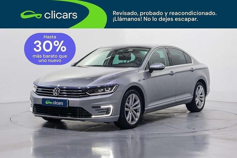 Usado VW Passat GTE 156 CV (114 kW) 2018 Plateado Berlina