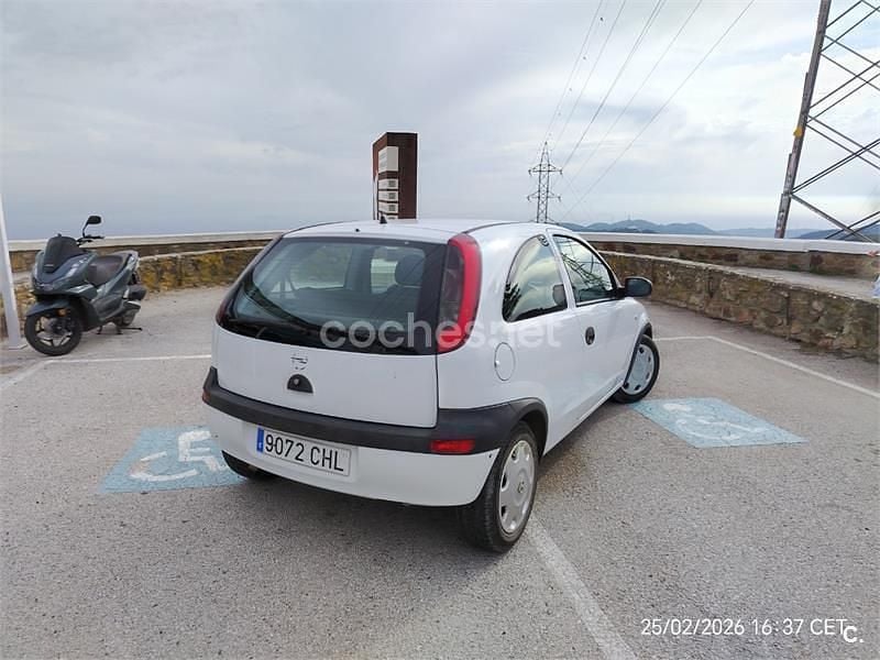 Usado Opel Corsa Eco 58 CV (42 kW) 2003 Blanco Utilitario