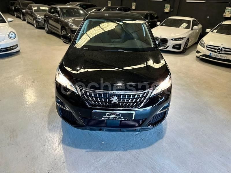 Usado Peugeot 3008 Allure 130 CV (95 kW) 2019 Negro SUV