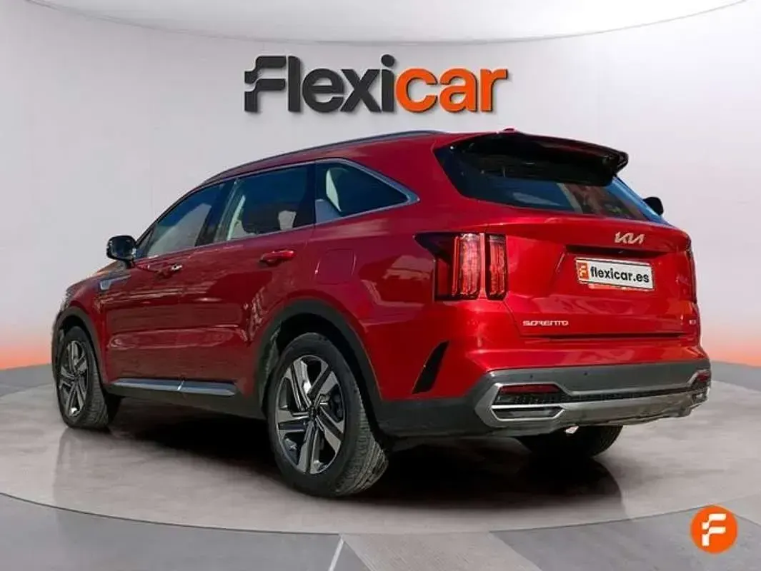 Usado Kia Sorento 232 CV (170 kW) 2023 Rojo SUV
