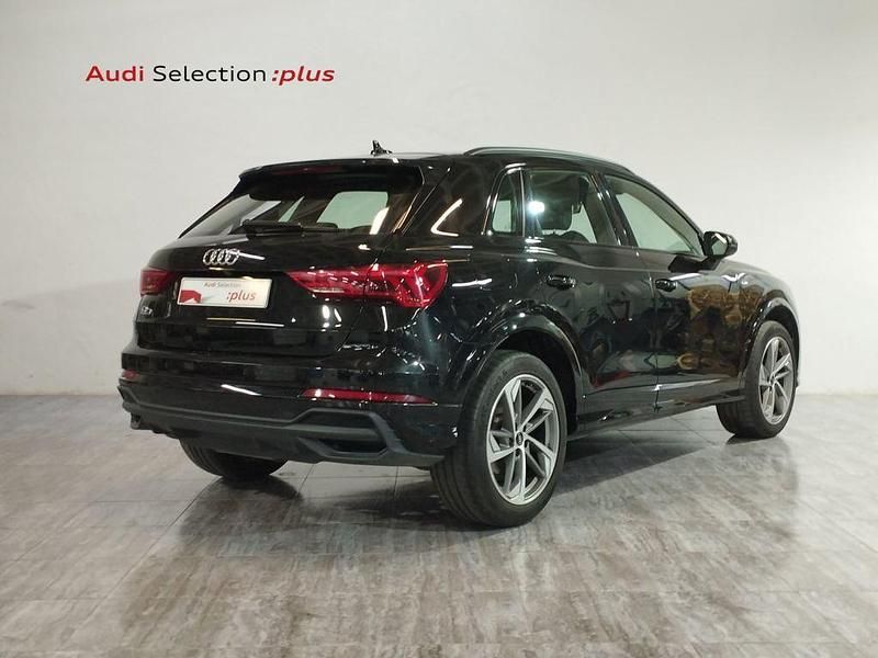 Usado Audi Q3 150 CV (110 kW) 2024 Negro SUV
