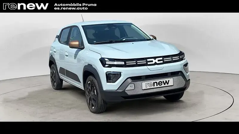 Usado Dacia Spring Extreme 75 kW (102 CV) 2026 Gris Utilitario