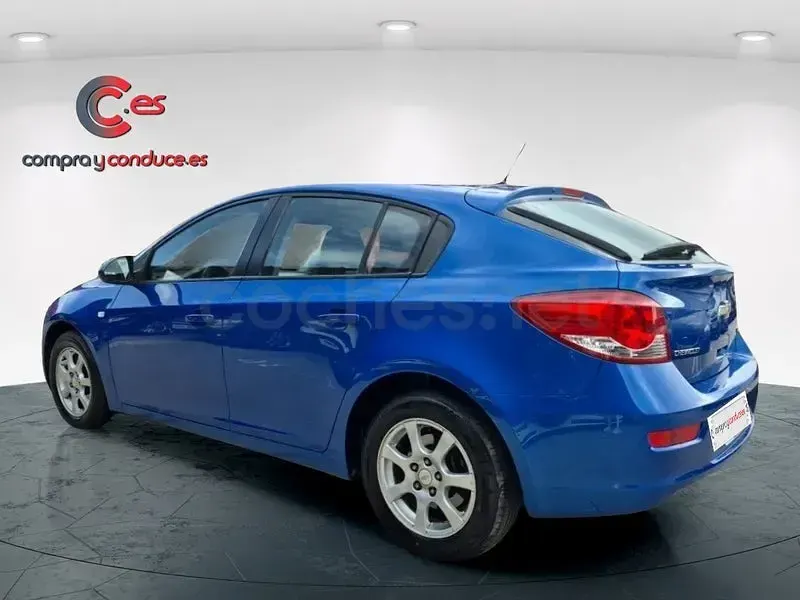 Usado Chevrolet Cruze LT 130 CV (95 kW) 2012 Azul Berlina