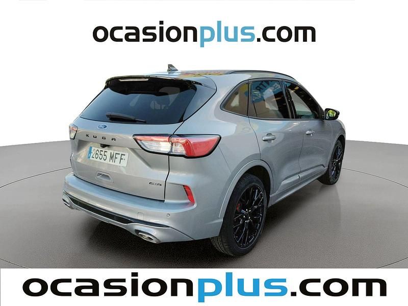 Usado Ford Kuga ST-Line X 226 CV (166 kW) 2023 Gris plata SUV