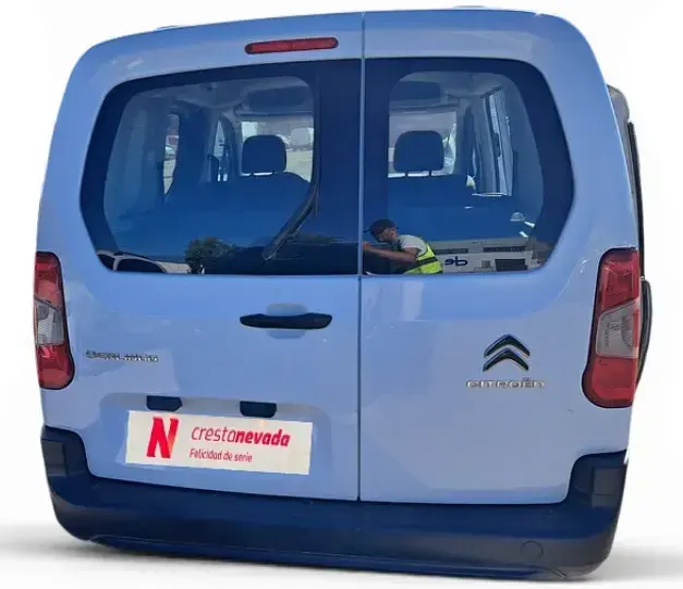 Usado Citroën Berlingo Live 102 CV (75 kW) 2022 Blanco Monovolumen