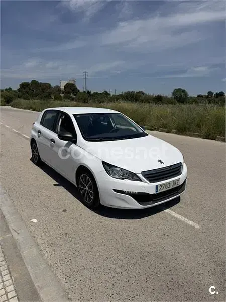Usado Peugeot 308 Access 110 CV (80 kW) 2015 Blanco Berlina