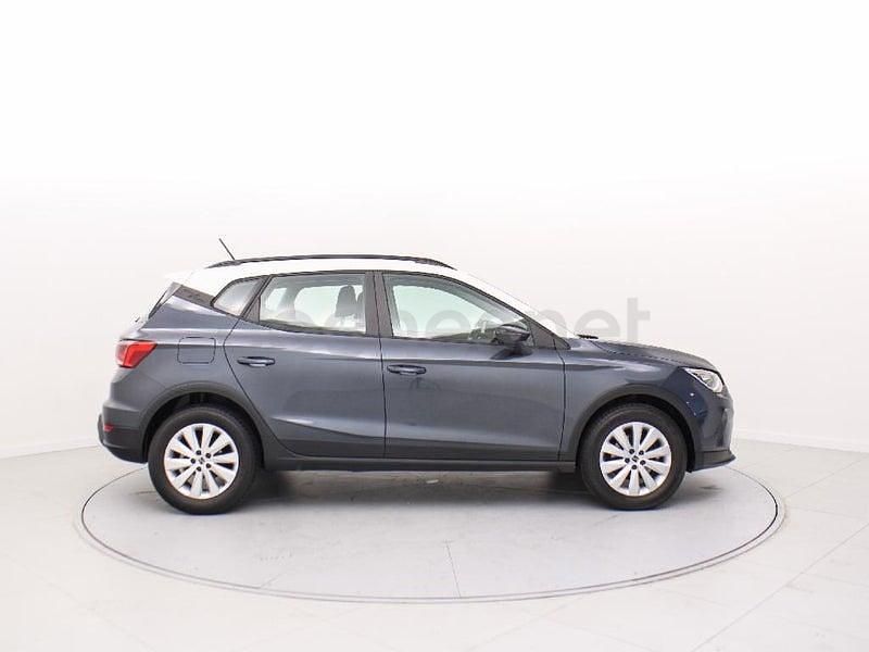 Używany Seat Arona Style 115 KM (84 kW) 2024 Szary SUV