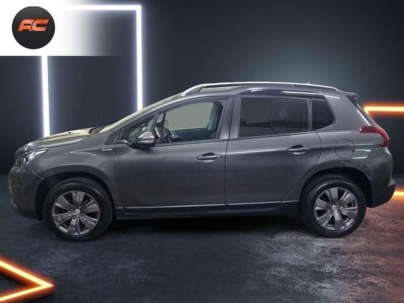 Usado Peugeot 2008 Style 99 CV (72 kW) 2018 Gris SUV
