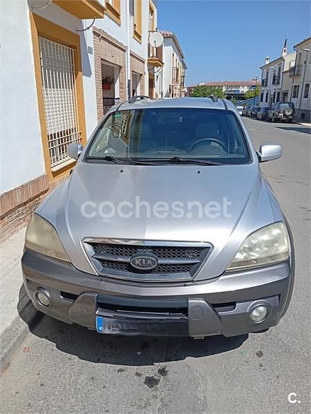 Gris / plata Usado 2006 Kia Sorento SUV | 5400 € (Precio justo) - Imagen 1/4