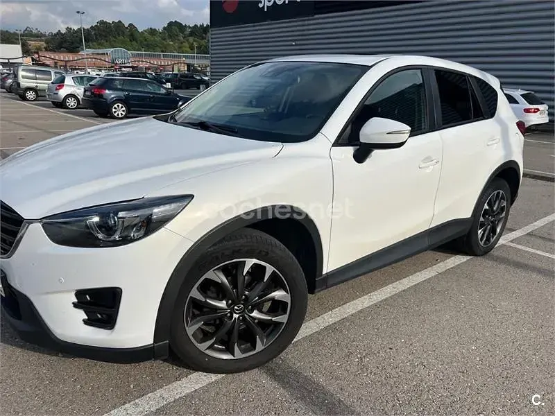 Usado Mazda CX-5 Luxury 150 CV (110 kW) 2015 Blanco SUV