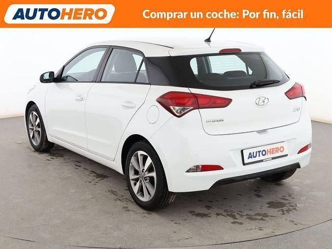 Usado Hyundai i20 GO! 75 CV (55 kW) 2015 Blanco
