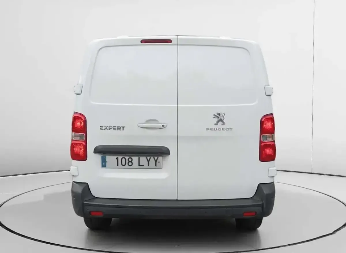 Begagnad Peugeot Expert Premium 102 HK (75 kW) 2022 Vit Van