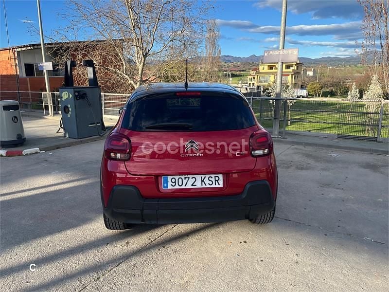 Usado Citroën C3 Shine 99 CV (72 kW) 2018 Rojo Utilitario