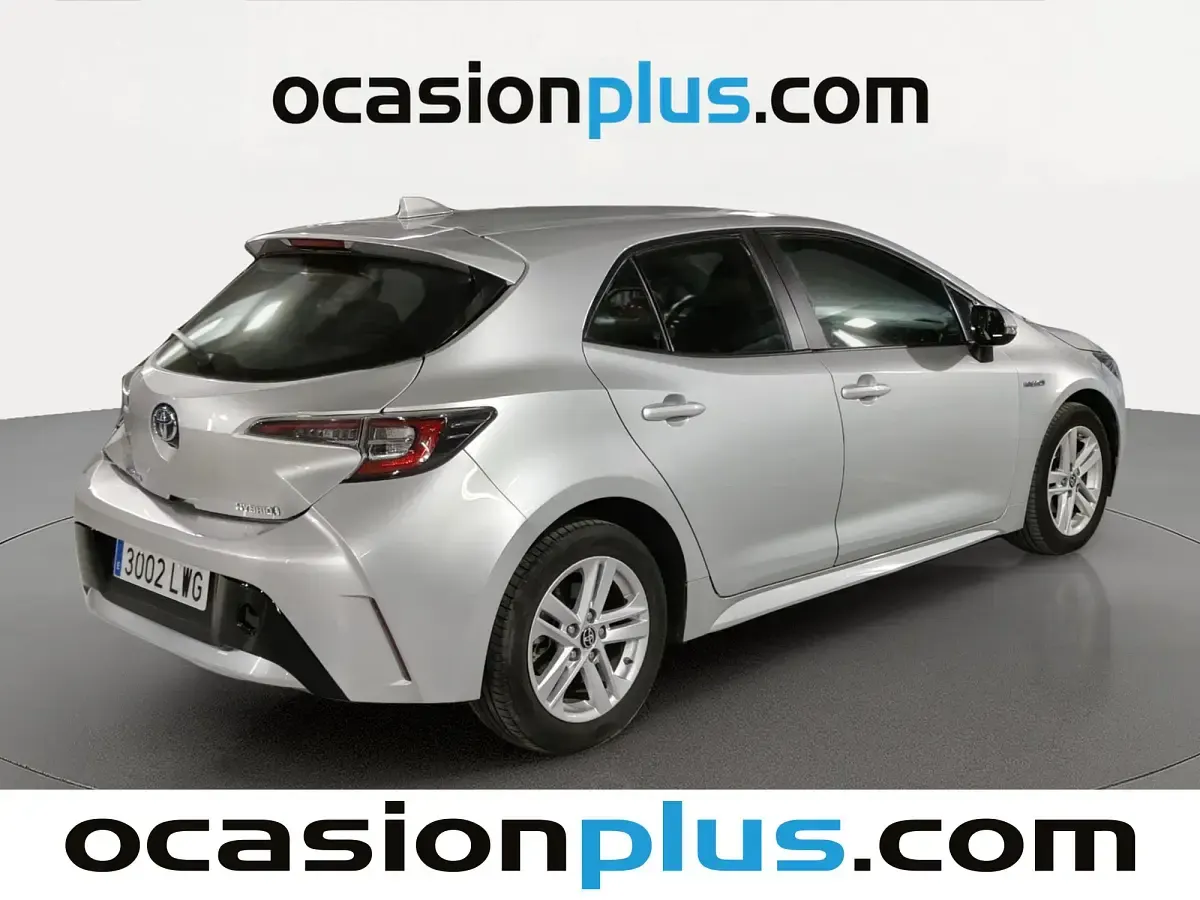 Usado Toyota Corolla Active 122 CV (89 kW) 2022 Gris plata Utilitario